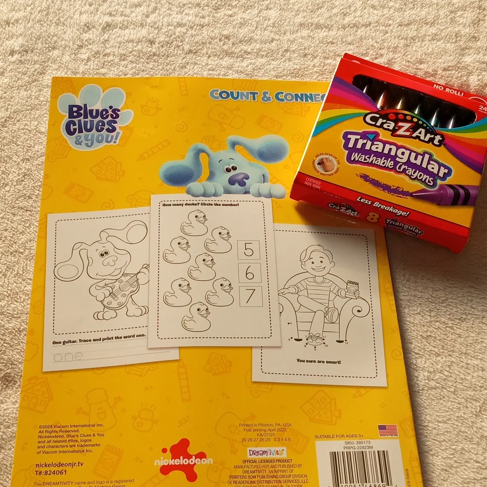 Nickelodeon Blue's Clues Activity Set with Triangular Crayons